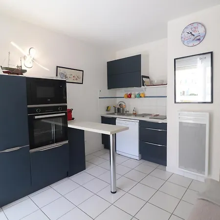 Apartamento T2 Avec Loggia, Wifi, Parking, Proche - Fr-1-472a-197 Sète